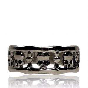 Vintage Gothic Multi Skull Heart Silver Colored Ring